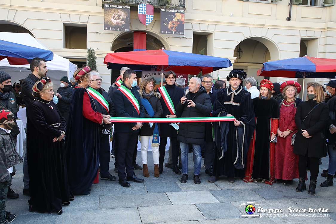 VBS_5776 - 10.ma Fiera Nazionale del Tartufo e Fiera dei Santi.jpg